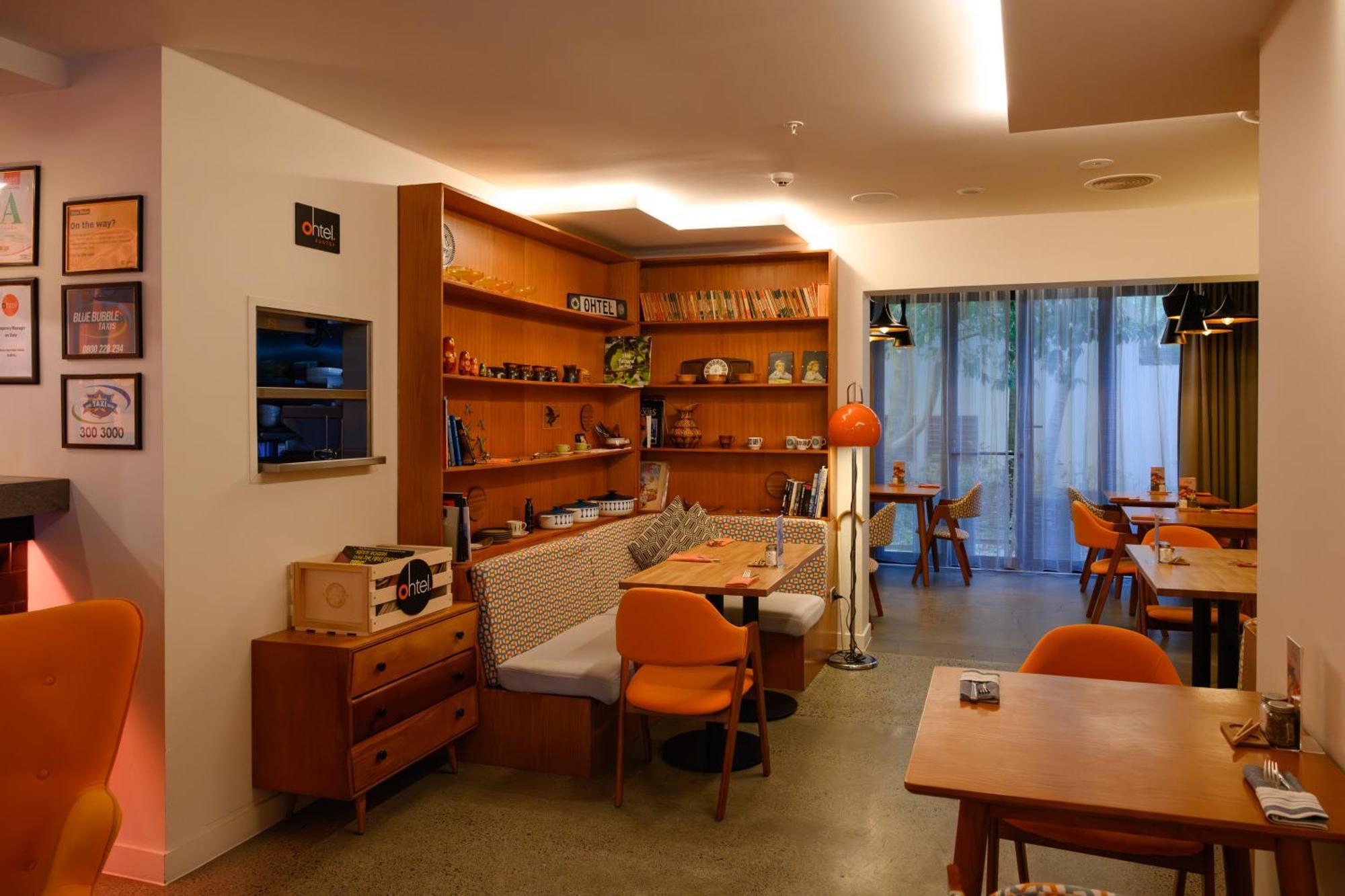מלון Ohtel אוקלנד מראה חיצוני תמונה Interior of the restaurant