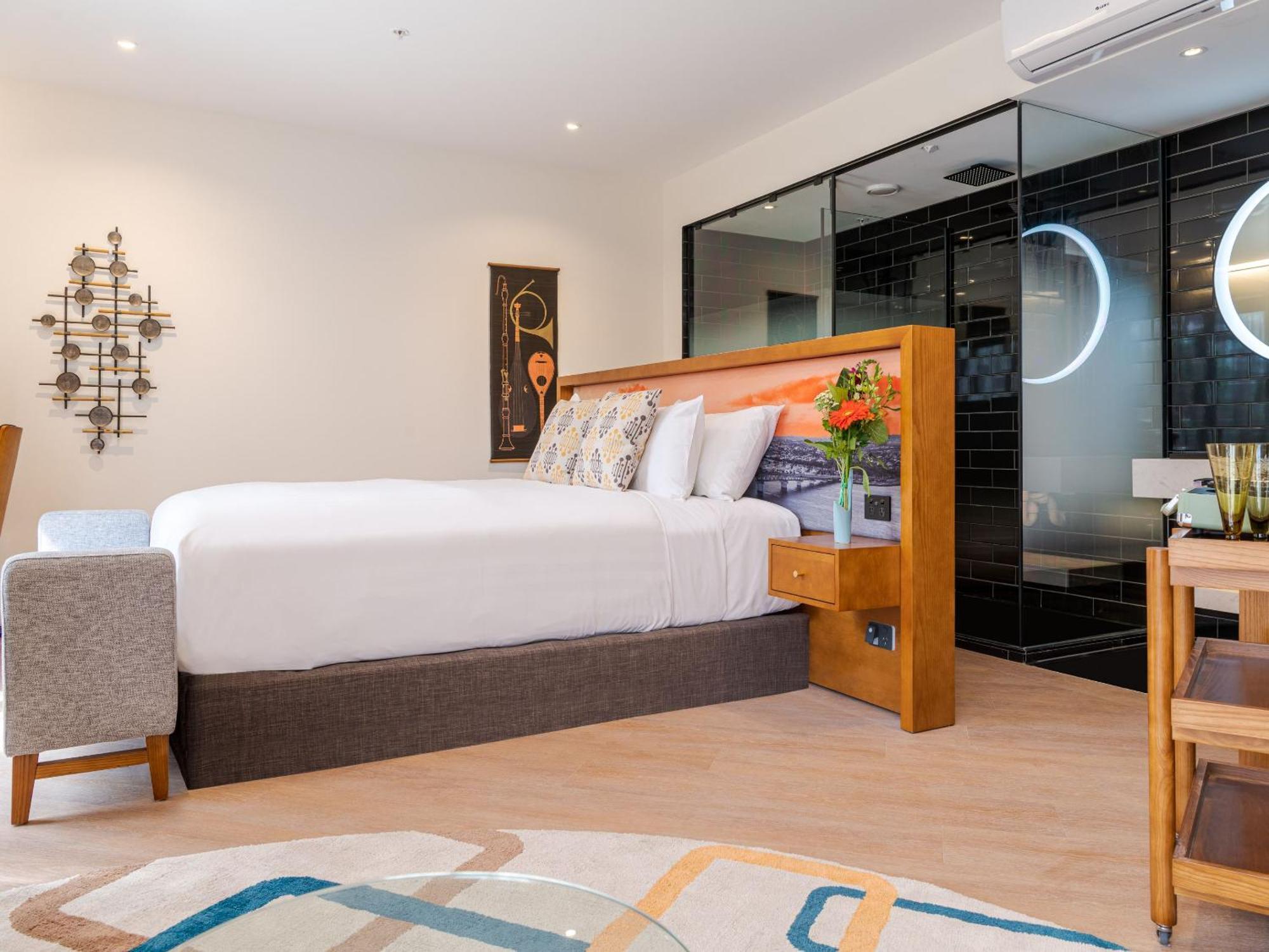 מלון Ohtel אוקלנד מראה חיצוני תמונה A bedroom at the hotel