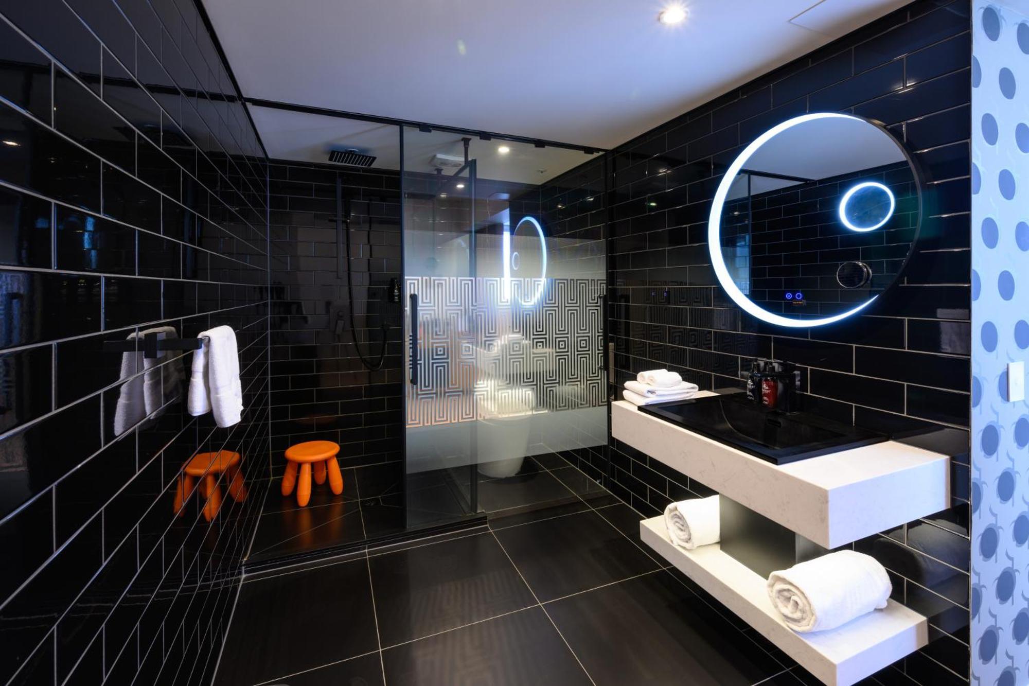 מלון Ohtel אוקלנד חדר תמונה Bathroom
